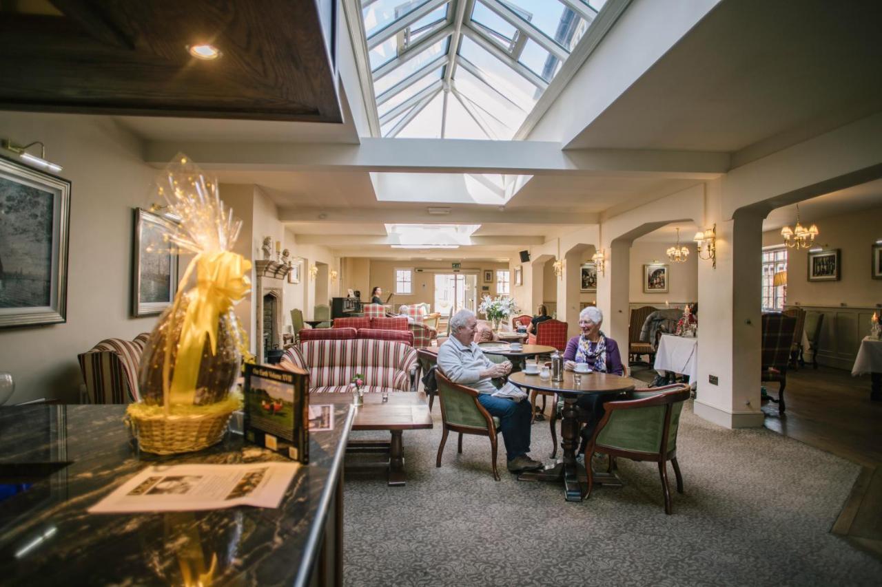 The Falcon Hotel Uppingham Exterior photo