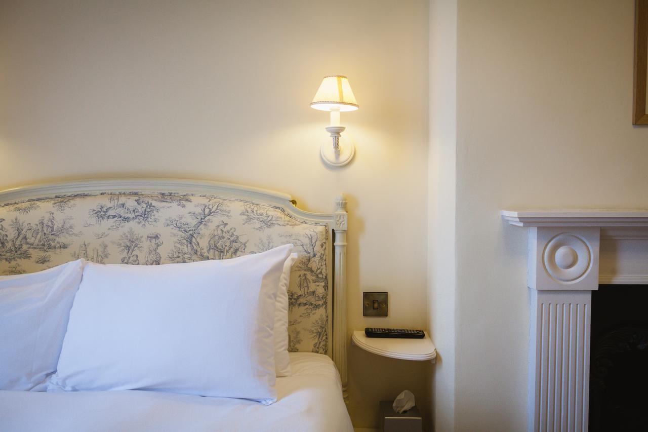 The Falcon Hotel Uppingham Exterior photo